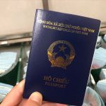Thủ tục nhập quốc tịch Việt Nam cho con: Hồ sơ, trình tự thế nào?