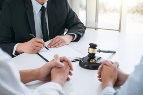 không thể công chứng chia tách nhà đất
