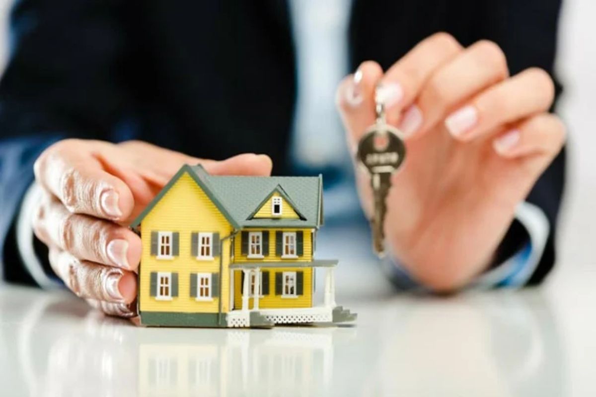 hợp đồng ở nhờ giả tạo