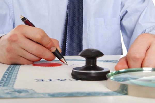 Nhà thế chấp di sản