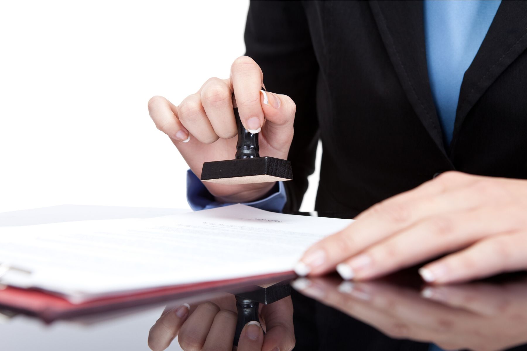 sai thẩm quyền công chứng