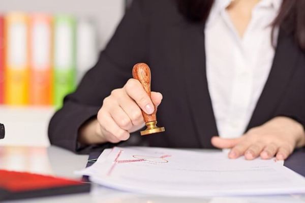 Công chứng online: Giải pháp tiện lợi cho người bận rộn