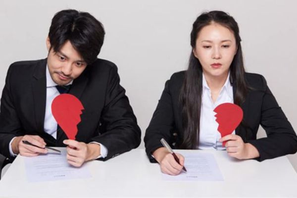 Khi vợ/chồng không đồng ý với quyết định về tài sản của bên kia