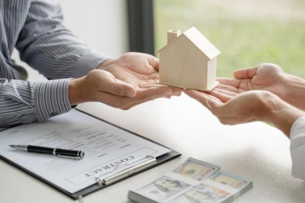 Tặng cho tài sản có điều kiện về việc duy trì hoạt động tôn giáo